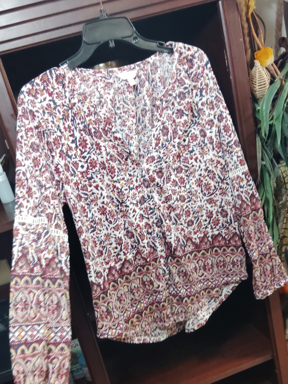 Lucky Brand Burgundy and White Floral Print Peasant Blouse